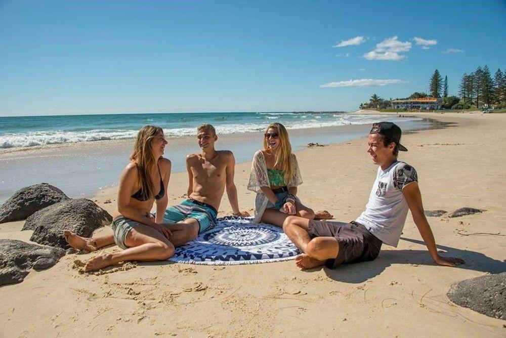 Yha Coolangatta Gold Coast Hostel Exterior photo